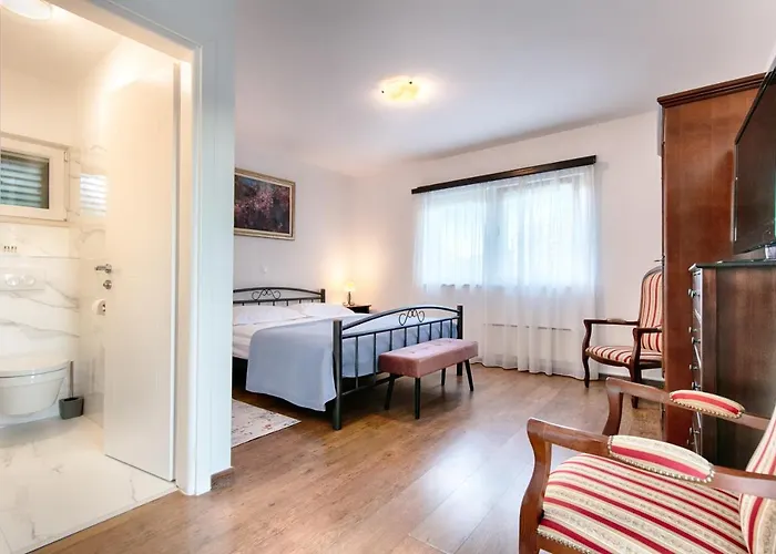 Villa Luci Pražnice