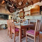 Luci Villa *