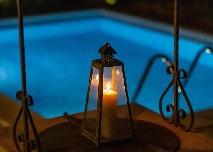Luci Villa *