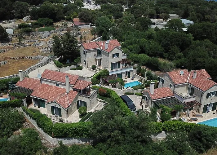 Luci Villa